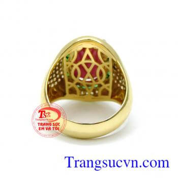 Kiểu dáng sang trọng, cá tính cho nam giới, nhẫn vàng tây đá quý thiết kế theo yêu cầu, không giới hạn ý tưởng