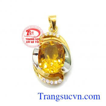 Mặt dây chuyền vàng sang trọng, kiểu dáng nữ tính, thời trang. Mặt citrine 18k thời trang