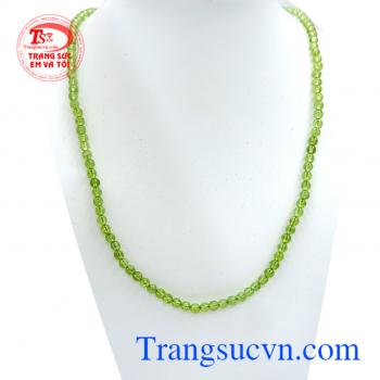 Vòng cổ peridot đẹp quy phái