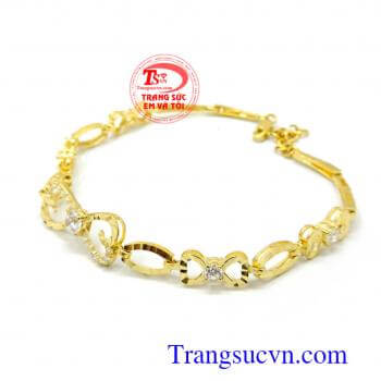Trang sức vòng tay, lắc tay đá quý đẹp, sang trọng.