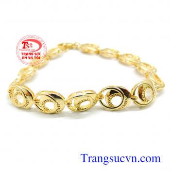 Thiết kế và chế tác tinh tế. Lắc nữ hoa văn 10k đẹp
