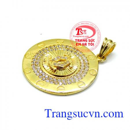 Mặt dây chuyền nam kiểu đẹp 10k, Chiếc Mặt logo Vàng tây chất lượng đảm bảo,chế tác tinh sảo,mặt logo bằng vàng đeo cùng dây chuyền vàng kiểu dáng trẻ trung thương hiệu sản xuất chất lượng