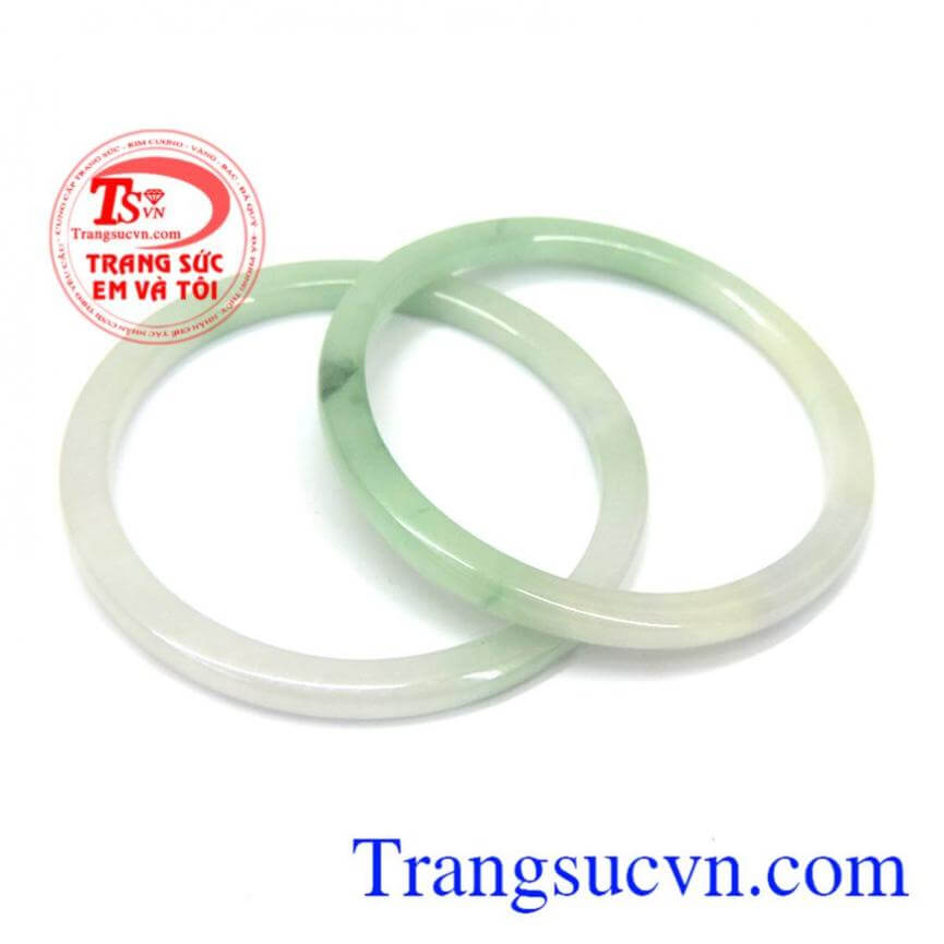 Vòng ngọc kiểu đẹp thiên nhiên 2 chiếc