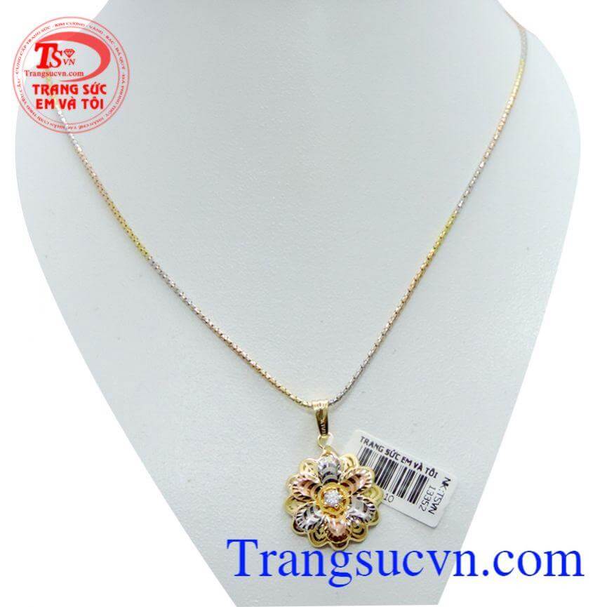 Nữ trang bộ vàng 18k hoa tình yêu
