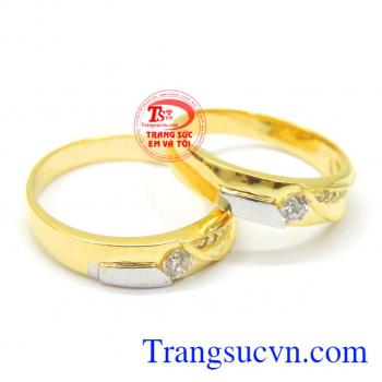 Nhẫn cưới vàng vàng tây đẹp sang trọng kinh tế cho đôi bạn trẻ