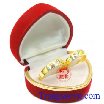 Nhẫn cưới tình yêu vàng