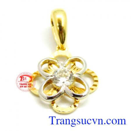 Mặt dây nữ hình hoa 10k giá tốt mặt hoa vàng 10k đẹp, mặt dây chuyền nữ, chất lượng đảm bảo, chế tác tinh xảo, kiểu dáng nữ tính.