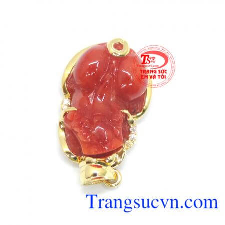tỳ hưu ngọc cẩm thạch màu đỏ đeo hợp mệnh, Tỳ hưu màu đỏ vàng 14k