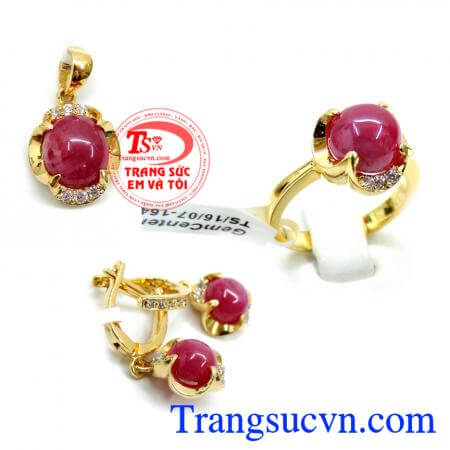 Trang sức Ruby bộ