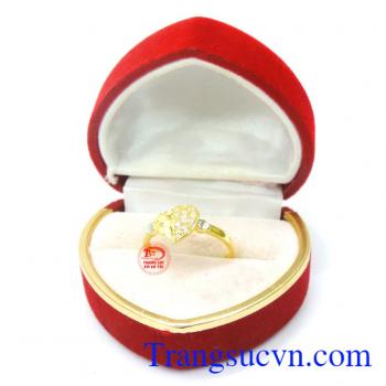 Nhẫn nữ trái tim yêu, nhẫn nữ trái tim chung đôi.