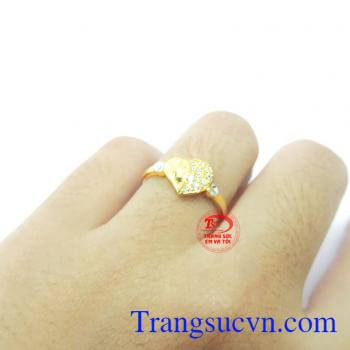 Nhẫn nữ trái tim yêu