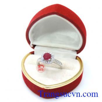Nhẫn nữ vàng trắng ruby thiên nhiên có giấy kiểm định kèm theo,vàng trắng tinh khiết,Nhẫn nữ vàng trắng ruby bảo hành chu đáo,nhẫn nữ ruby món quà đẳng cấp
