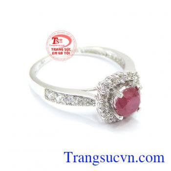 Nhẫn nữ vàng trắng ruby thiên nhiên có giấy kiểm định kèm theo,vàng trắng tinh khiết,Nhẫn nữ vàng trắng ruby bảo hành chu đáo,nhẫn nữ ruby món quà đẳng cấp