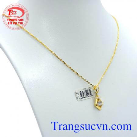 Trang sức mặt dây bộ dây chuyền trẻ trung chất lượng.