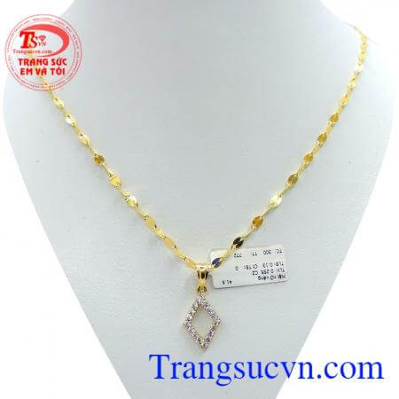 Bộ dây chuyền nữ kiểu đẹp chất lượng đảm bảo, tinh tế.