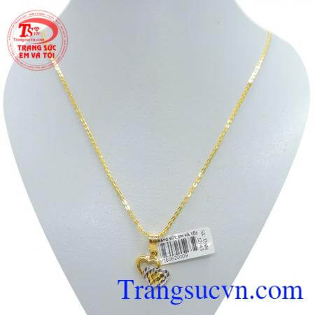 Nữ trang bộ trái tim đôi mặt dây chuyền nữ vàng quý phái dễ kết hợp cùng nhiều kiểu dây chuyền vàng sản phẩm được chế tác tinh xảo chất lượng đảm bảo.