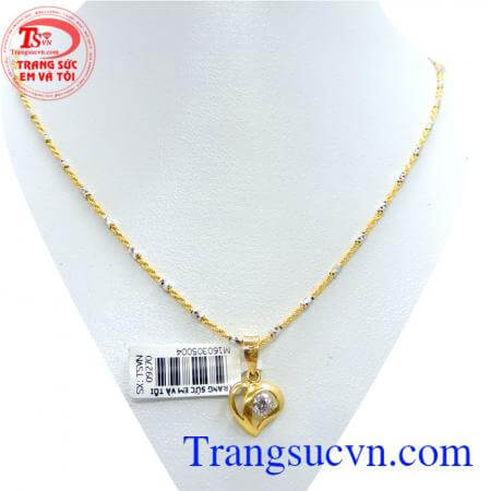 Bộ nữ trang trái tim đá đẹp, dây chuyền nữ vàng Italy đẹp đeo bền và sáng chất lượng đảm bảo, dây chuyền vàng Ý được khách hàng đánh giá cao và ưa chuộng.