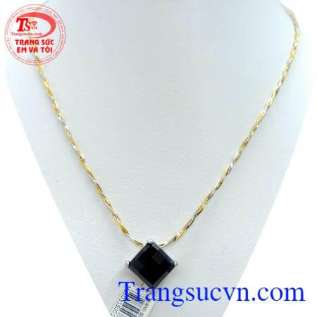 Bộ sản phẩm mặt dây đá đen đẹp, nữ trang mặt sang trọng, kiểu dáng hiện đại, hợp thời trang và sang trọng.