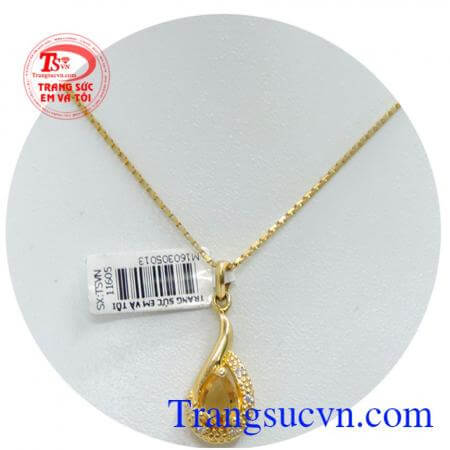 Bộ trang sức nữ vàng đá đẹp TSVN, bộ trang sức vàng tây 18k dáng trẻ trung bán hàng uy tín, chất lượng.