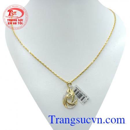 Bộ nữ trang kiểu sang vàng tây dành cho nữ, mặt chuyền nữ, mặt dây vàng đẹp, đeo hợp thời trang, mặt dây chuyền sáng bóng.