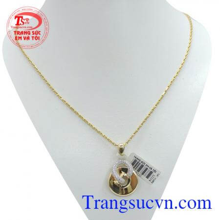 Nữ trang mặt dây đẹp quý phái đem lại cảm giác tự tin, tinh tế , nhẹ nhàng, bán hàng trên toàn quốc,giao hàng toàn quốc.