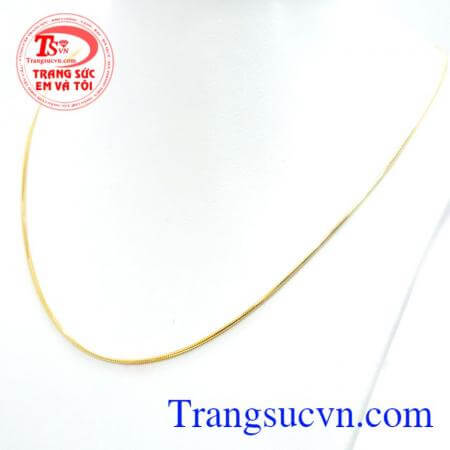 Dây chuyền thể hiện sự nhẹ nhàng, duyên dáng cũng như sang trọng quý phái