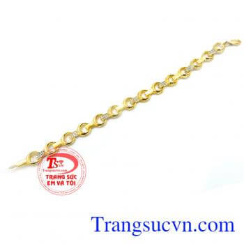 Bán sản phẩm lắc tay vàng đảm bảo chất lượng vàng.