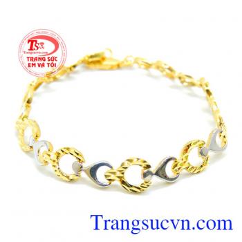 Sản phẩm lắc tay dành cho nữ sản phẩm đảm bảo chất lượng vàng. Lắc tay nữ vàng sáng bóng 10k