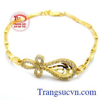 Đường nét sáng bóng,bền đẹp, đeo lắc tay vàng tây hợp thời trang. Lắc ta nữ vàng 10k mặt đẹp