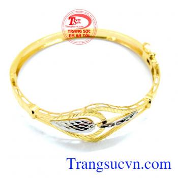 Vòng tay vàng đeo hợp thời trang, chất lượng đảm bảo uy tín. Vòng tay nữ vàng tây dịu dàng