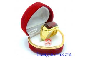 Nhẫn nam vàng tây đá đỏ bản to
