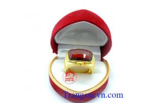 Nhẫn nam đá đỏ vàng Nhẫn nam đá đỏ vàng tây chất lượng đảm bảo,nhẫn nam giá rẻ uy tín nhất việt nam