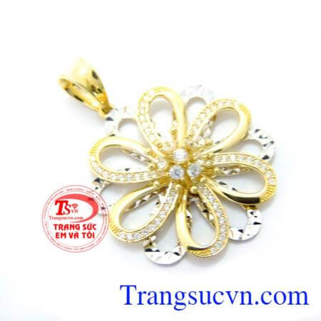 Bán sản phẩm trang sức chế tác tinh xảo theo phong cách hàn quốc,vàng tây 10k chất lượng đảm bảo. Mặt dây nữ vàng 10k tinh xảo