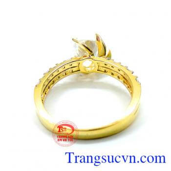 Thiết kế nhẫn nữ theo yêu cầu. Nhẫn nữ vàng 10k nữ tính