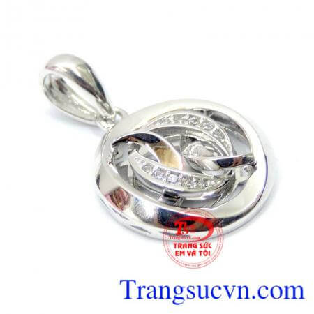 Chiếc Mặt nữ vàng trắng 10k sang trọng là món quà tốt nhất cho phái nữ đeo vào hợp thời trang