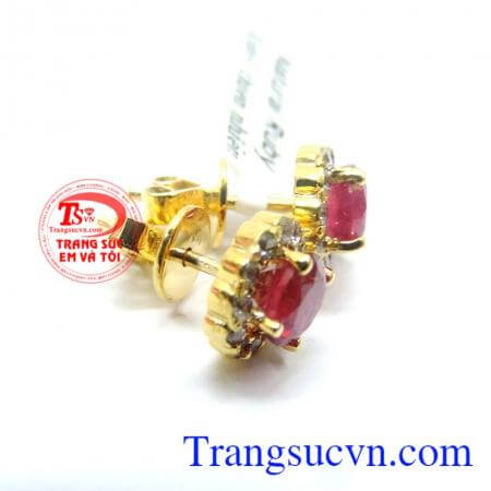 Đôi hoa tai đá ruby vàng 10k