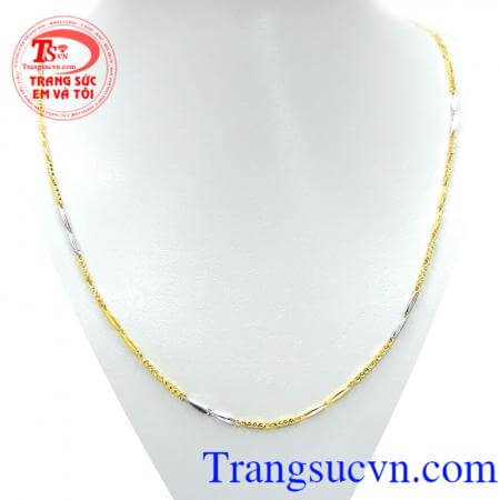 Dây vàng nữ khúc tương tư với thiết kế tinh tế và chắc chắn phù hợp đeo cho nữ và kết hợp với chiếc mặt dây chuyền nữ