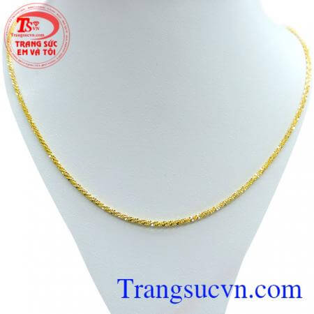 Sản phẩm trang sức dây chuyền nữ bên độc đáo vàng sang trọng dành cho nữ với chất lượng vàng đảm bảo,Uy tín do khách hàng bình chọn nhiều năm,vòng vàng cho nữ quý phái