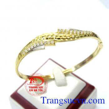 Sản phẩm vòng tay vàng tây đẹp, vòng tay nhập khẩu. Vòng tay nữ vàng 10k đá đẹp