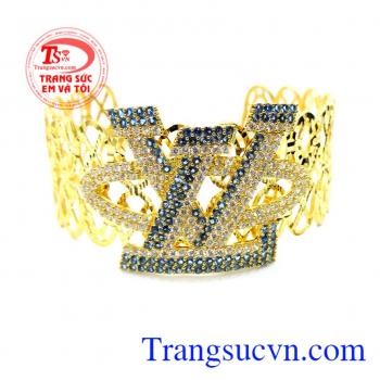Vòng tay vàng nữ quý phái vòng tay vàng tây giá tốt.