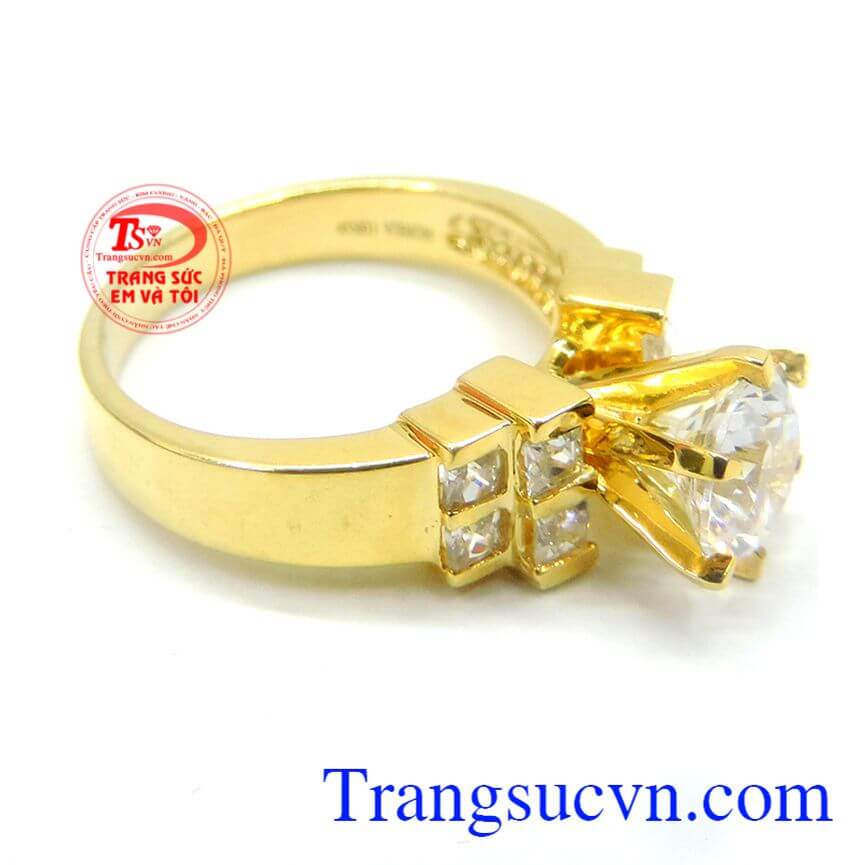 Chiếc nhẫn vàng tây cho nữ chất lượng đảm bảo. Nhẫn nữ thời trang đá đẹp