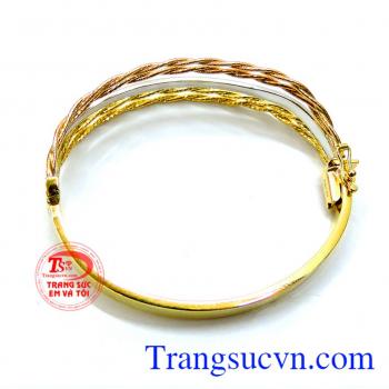 Vòng tay vàng tây với chất lượng đảm bảo hợp thời trang và món quà ý nghĩa hợp thời trang. Vòng tay nữ vàng quý phái