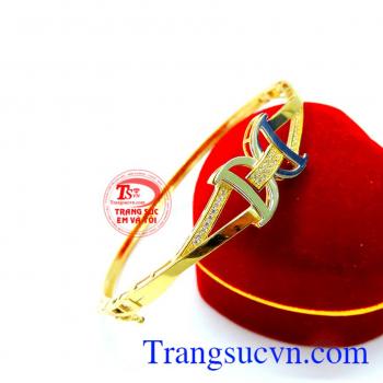 Mang đến cho người đeo vẻ đẹp sang trọng quý phái. Vòng tay nữ vàng tặng phái đẹp