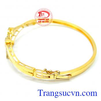 Vòng tay nữ vàng tặng phái đẹp vòng tay vàng tây đẹp.