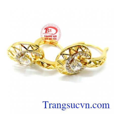 Đôi hoa tai vàng tây kiểu đẹp