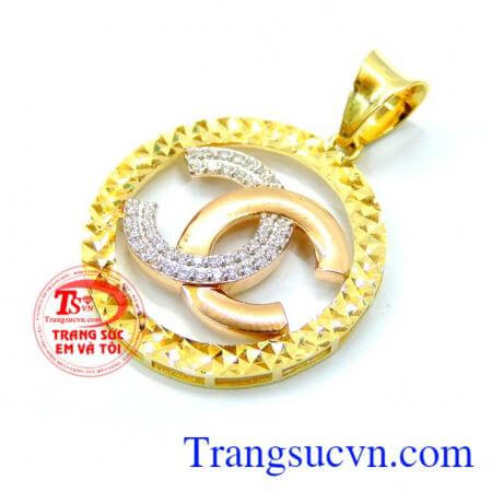 Mặt dây chuyền 18k chanel đẹp xinh xắn.