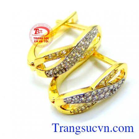 Hoa tai nữ trang vàng 10k trẻ trung thiết kế theo xu hướng thời trang của phái đẹp, luôn song hành cùng chất lượng, hướng tới khách hàng.