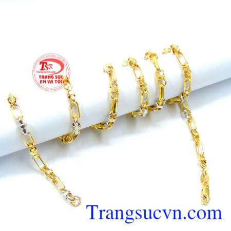 Dây chuyền nam vàng tây phong cách