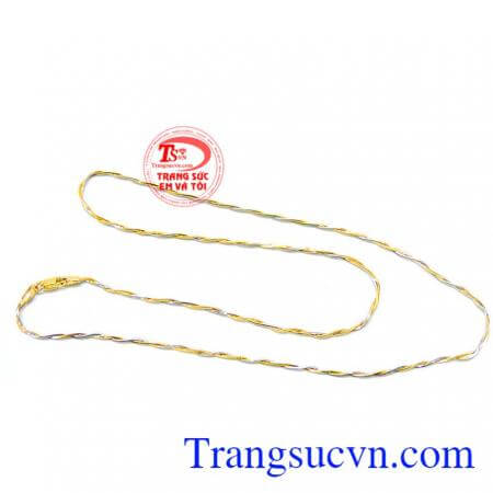 Dây chuyền vàng sáng bóng