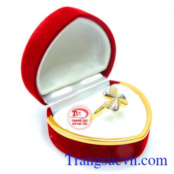 Nhẫn nữ bông hoa 3 cánh hạnh phúc